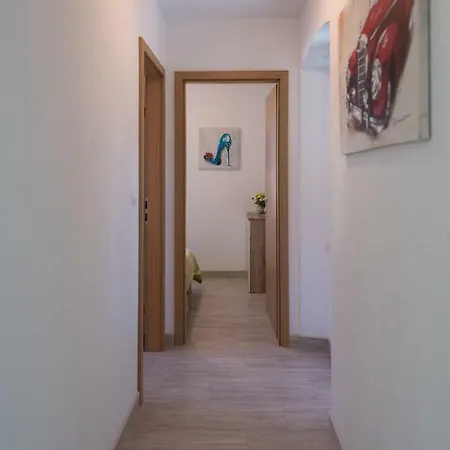Anatony Appartement Kaštela